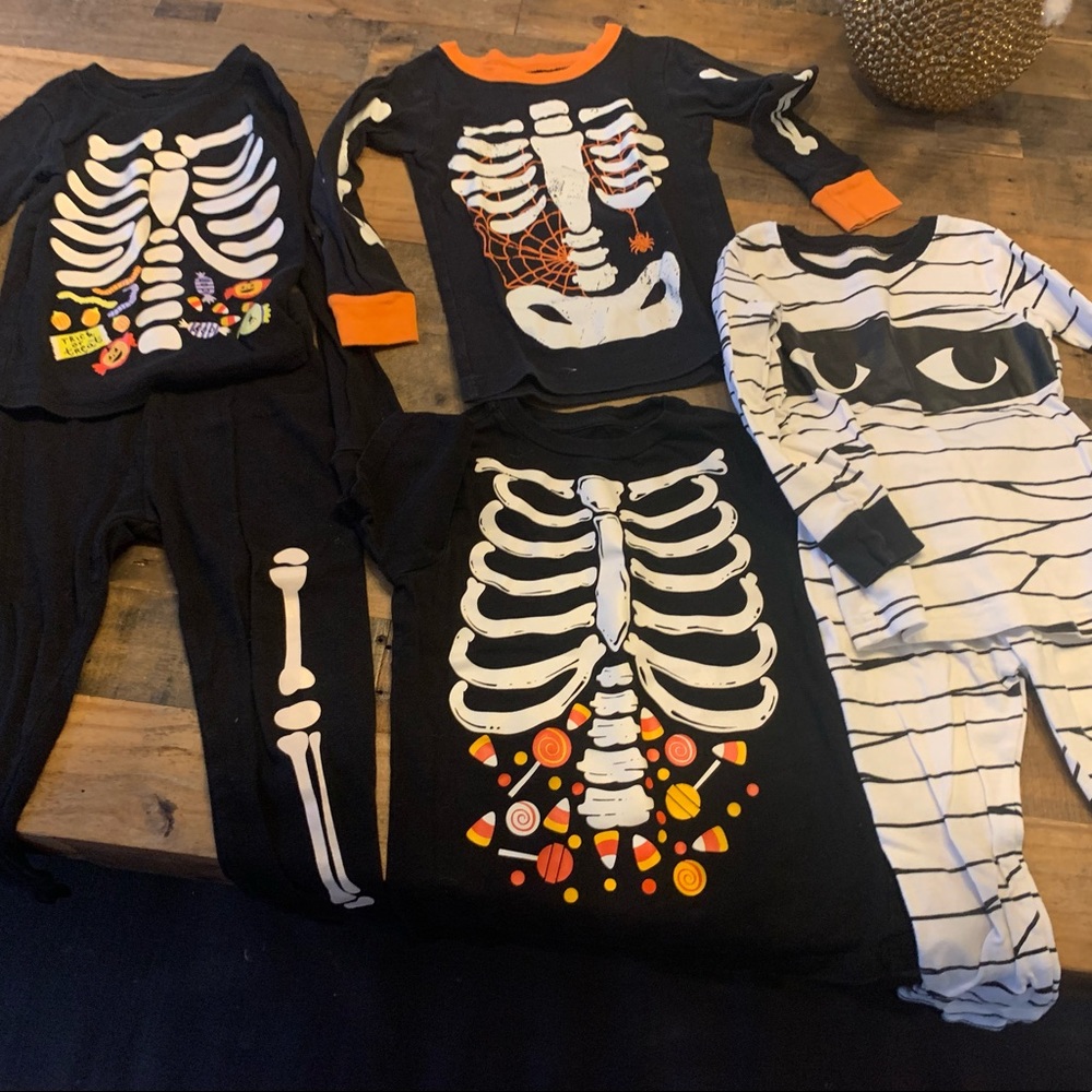 Halloween toddler pajamas and tops size 4